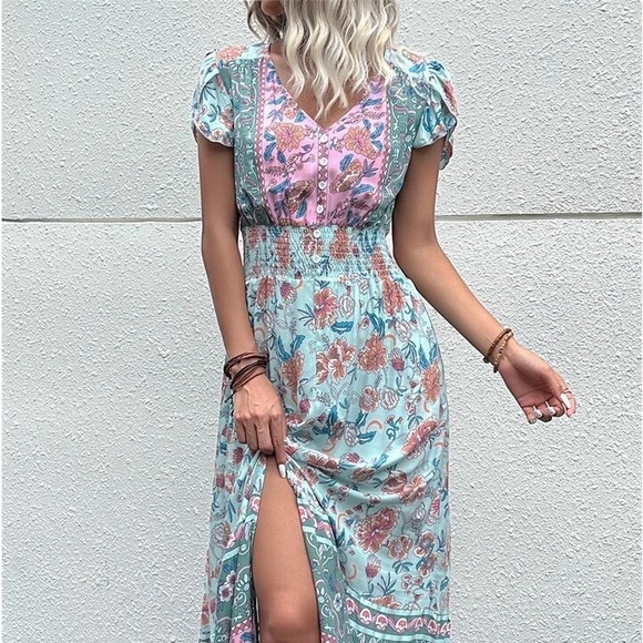 Retro Bohemian Style Floral Art Print V-Neck Short-Sleeved Two-Piece Mid-Length Dress main image 0